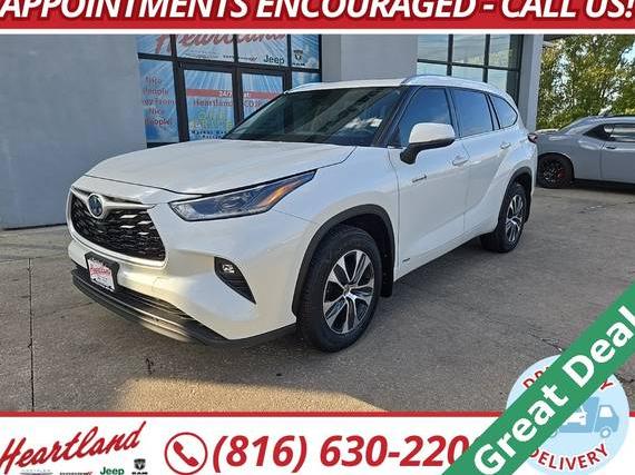 TOYOTA HIGHLANDER 2021 5TDGBRCH2MS530049 image TOYOTA HIGHLANDER 2021 5TDGBRCH2MS530049 image