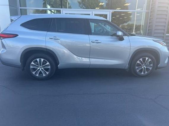 TOYOTA HIGHLANDER 2021 5TDHZRBH9MS554544 image TOYOTA HIGHLANDER 2021 5TDHZRBH9MS554544 image