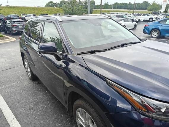 TOYOTA HIGHLANDER 2021 5TDDZRBH2MS555856 image
