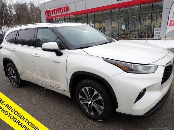 TOYOTA HIGHLANDER 2021 5TDHBRCH5MS524640 image