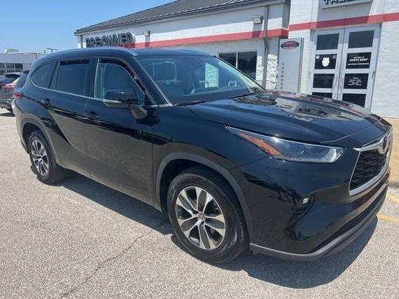 TOYOTA HIGHLANDER 2021 5TDGZRAH0MS034844 image