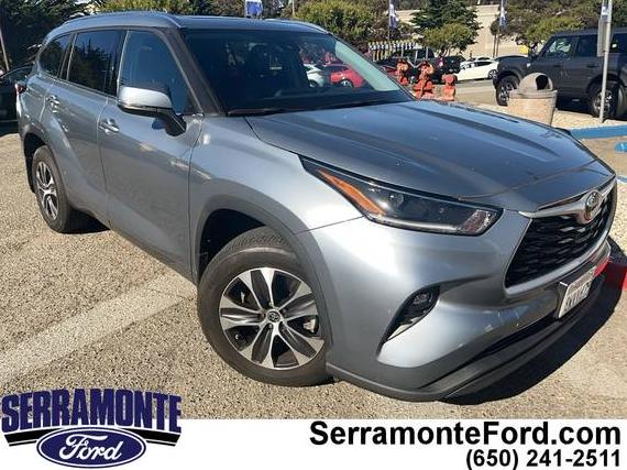 TOYOTA HIGHLANDER 2021 5TDHZRBH6MS127127 image TOYOTA HIGHLANDER 2021 5TDHZRBH6MS127127 image