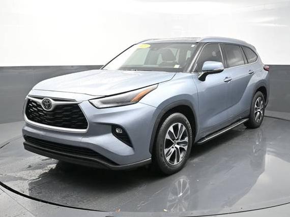 TOYOTA HIGHLANDER 2021 5TDGZRAH9MS056261 image