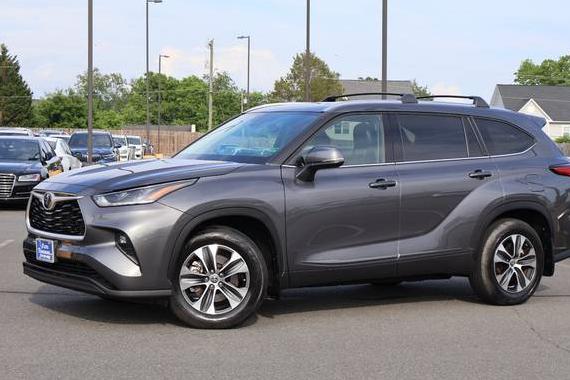 TOYOTA HIGHLANDER 2021 5TDHZRBH4MS540812 image