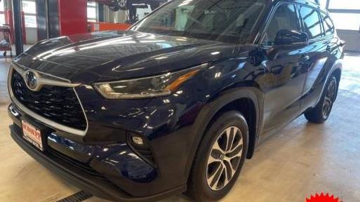 TOYOTA HIGHLANDER 2021 5TDGZRBH3MS153325 image