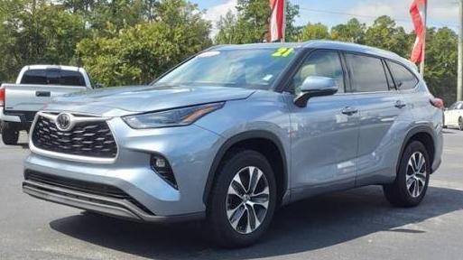 TOYOTA HIGHLANDER 2021 5TDGZRAH0MS080836 image
