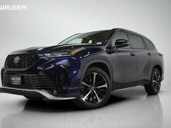 TOYOTA HIGHLANDER 2021 5TDJZRBH1MS134388 image