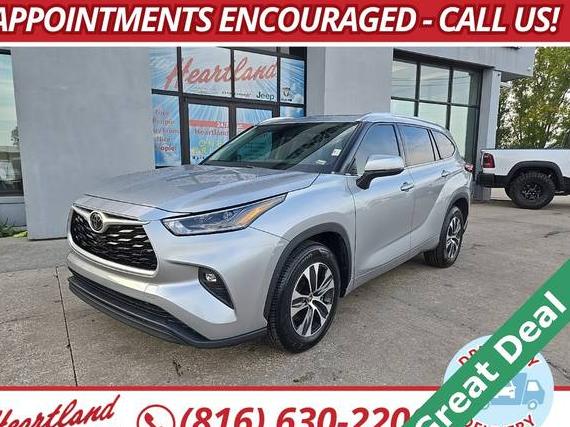 TOYOTA HIGHLANDER 2021 5TDGZRAH2MS521544 image