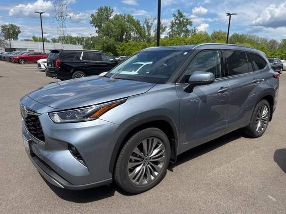TOYOTA HIGHLANDER 2021 5TDEBRCHXMS015128 image