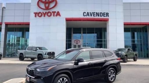 TOYOTA HIGHLANDER 2021 5TDGZRAH7MS042732 image