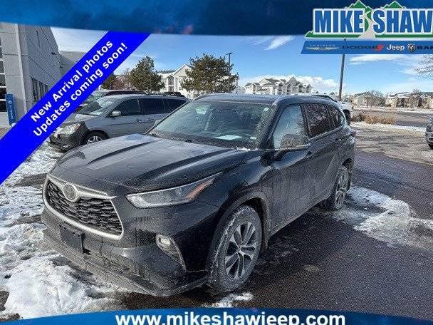 TOYOTA HIGHLANDER 2021 5TDGZRBHXMS070233 image