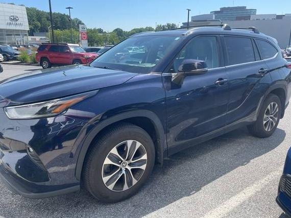 TOYOTA HIGHLANDER 2021 5TDGZRBH4MS147629 image