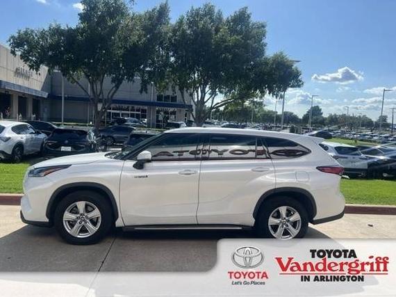 TOYOTA HIGHLANDER 2021 5TDZARAH0MS507366 image