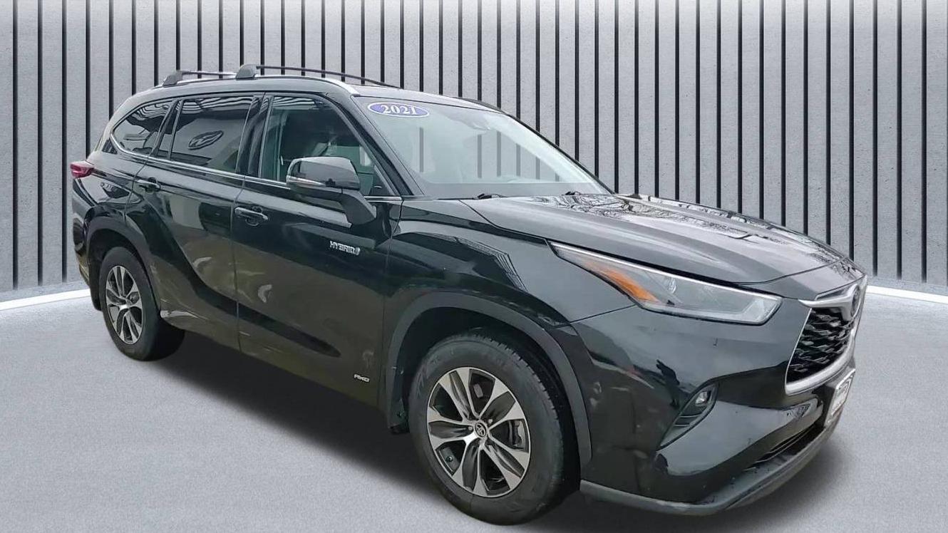 TOYOTA HIGHLANDER 2021 5TDHBRCH7MS038704 image