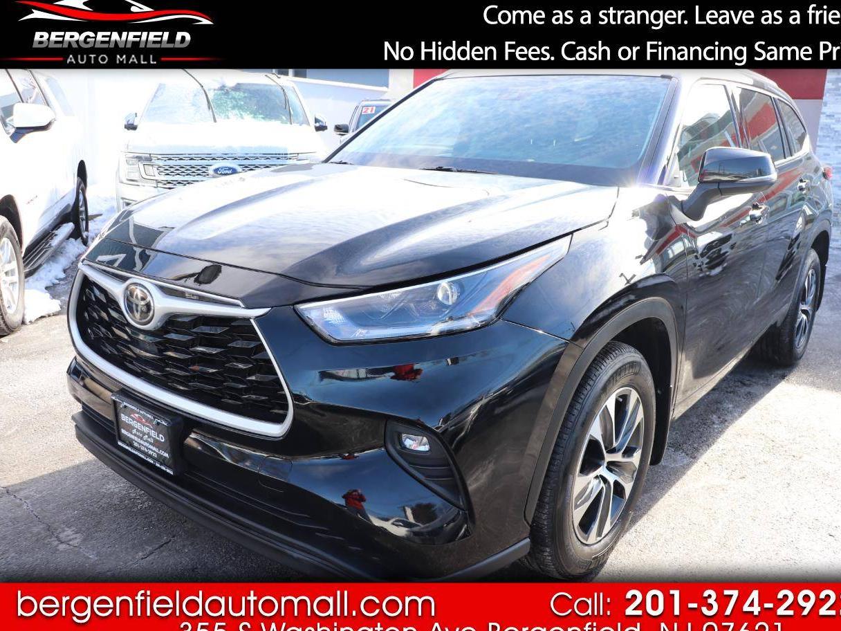 TOYOTA HIGHLANDER 2021 5TDGZRBHXMS127563 image