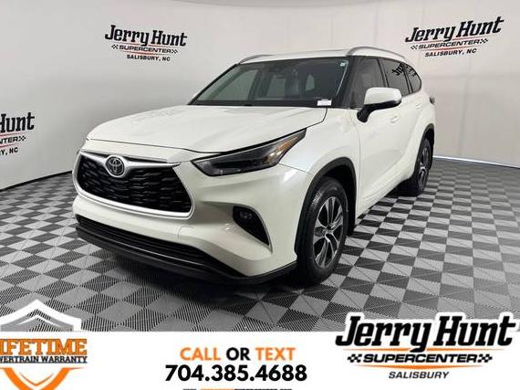 TOYOTA HIGHLANDER 2021 5TDGZRBH5MS075260 image