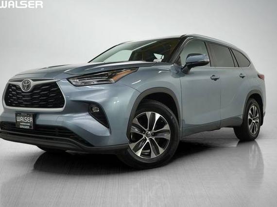 TOYOTA HIGHLANDER 2021 5TDGZRBH8MS058484 image