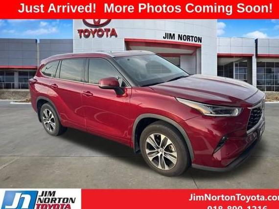 TOYOTA HIGHLANDER 2021 5TDGZRAH1MS045240 image