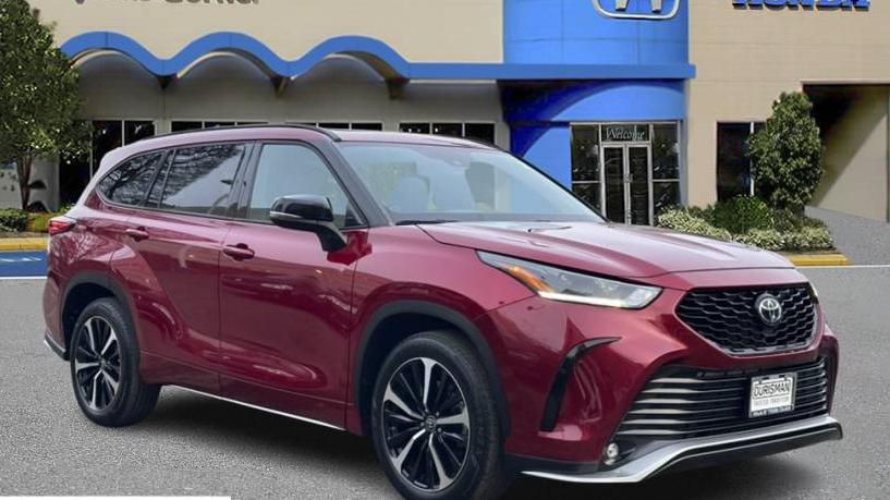 TOYOTA HIGHLANDER 2021 5TDJZRBHXMS127049 image