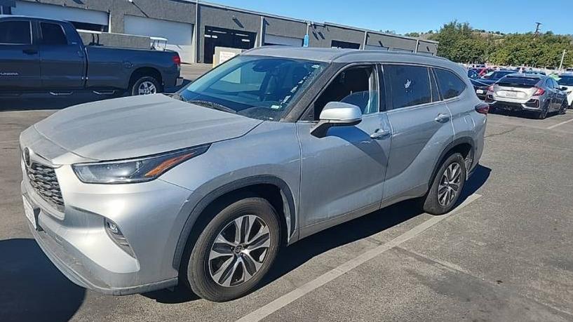 TOYOTA HIGHLANDER 2021 5TDGZRAH9MS051139 image