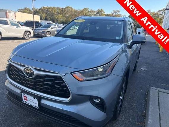 TOYOTA HIGHLANDER 2021 5TDGZRBH7MS085594 image