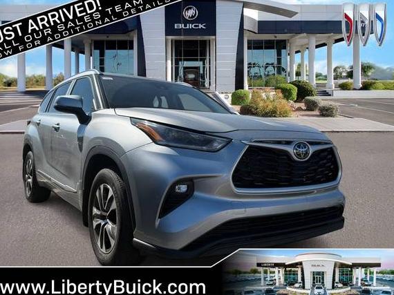 TOYOTA HIGHLANDER 2021 5TDGZRBH3MS555992 image TOYOTA HIGHLANDER 2021 5TDGZRBH3MS555992 image