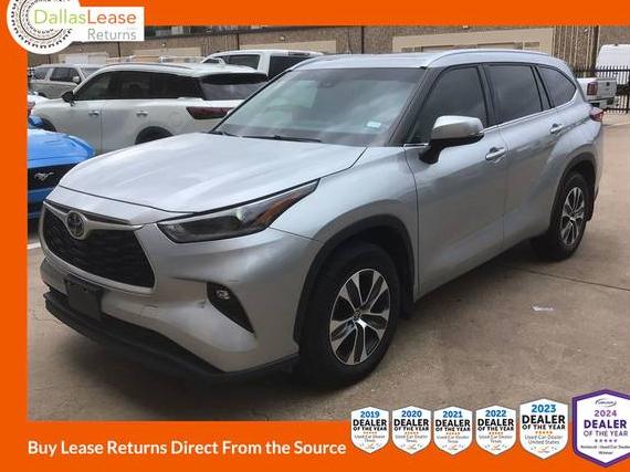 TOYOTA HIGHLANDER 2021 5TDGZRAH6MS538086 image