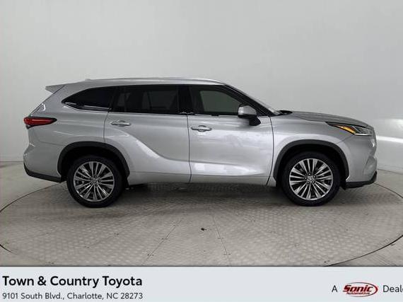 TOYOTA HIGHLANDER 2021 5TDFZRAH0MS083733 image