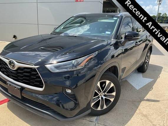 TOYOTA HIGHLANDER 2021 5TDGZRAH0MS054012 image