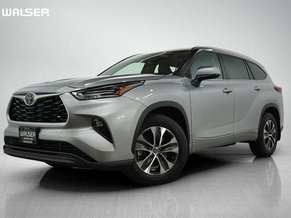 TOYOTA HIGHLANDER 2021 5TDGZRBH2MS132207 image
