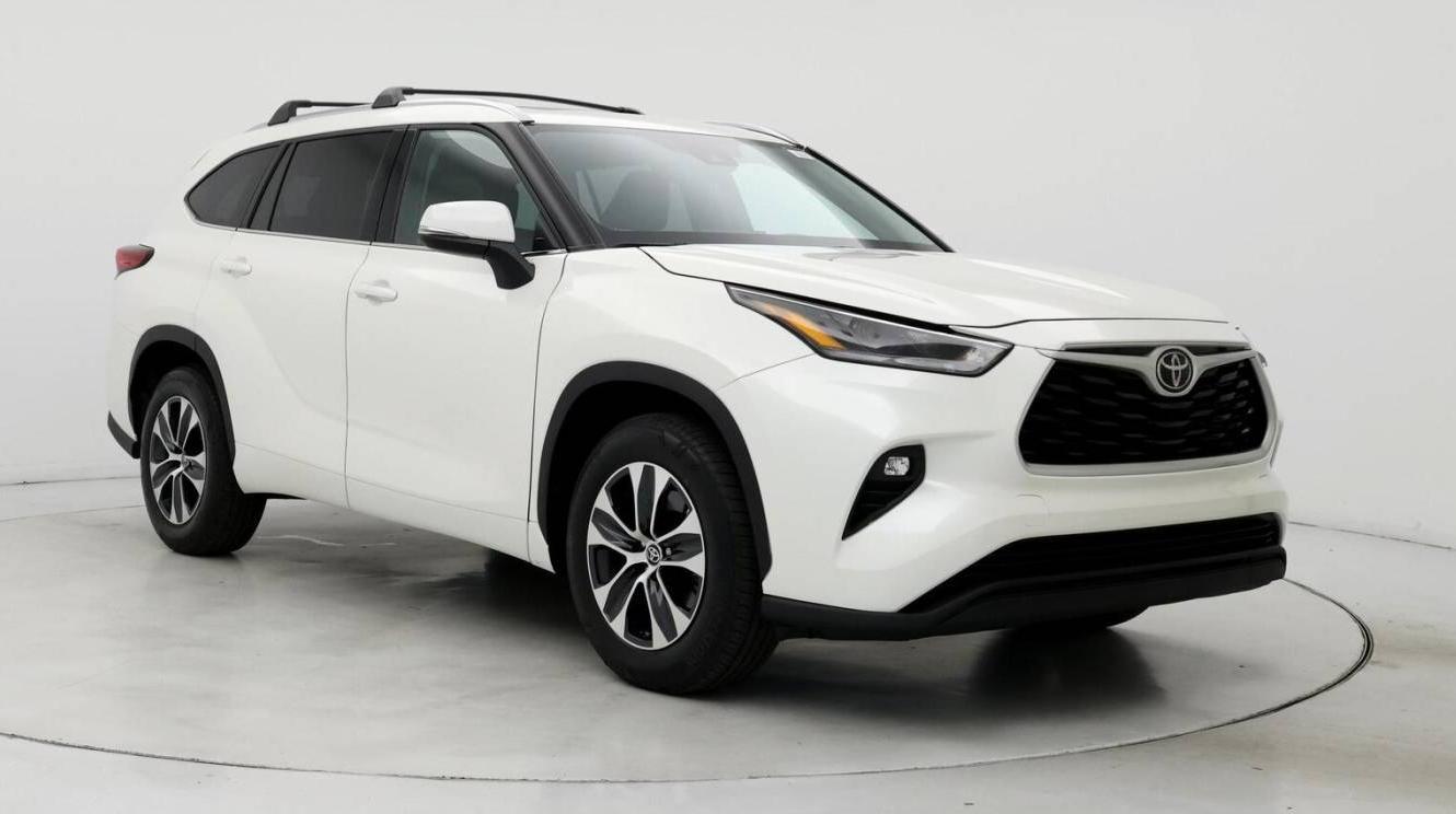 TOYOTA HIGHLANDER 2021 5TDHZRAHXMS523434 image