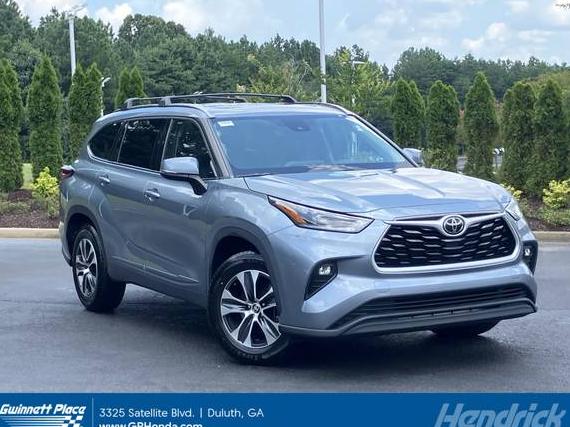 TOYOTA HIGHLANDER 2021 5TDGZRAH4MS052540 image
