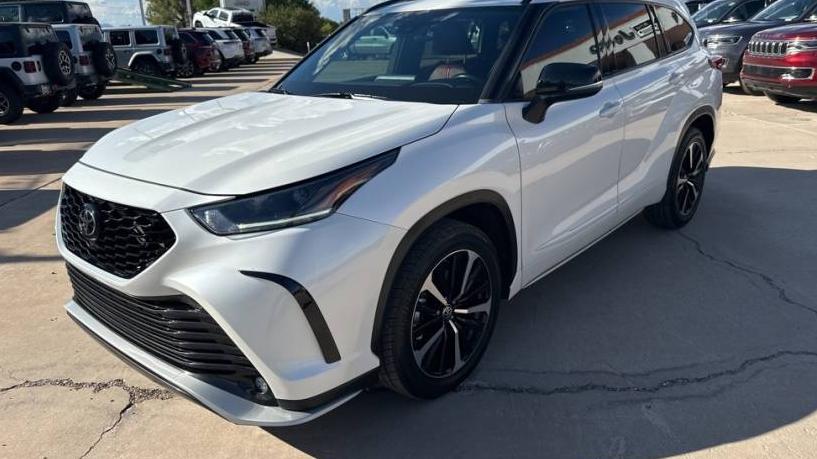 TOYOTA HIGHLANDER 2021 5TDJZRAHXMS077187 image