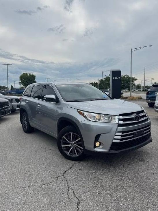 TOYOTA HIGHLANDER 2017 5TDJZRFH1HS414036 image