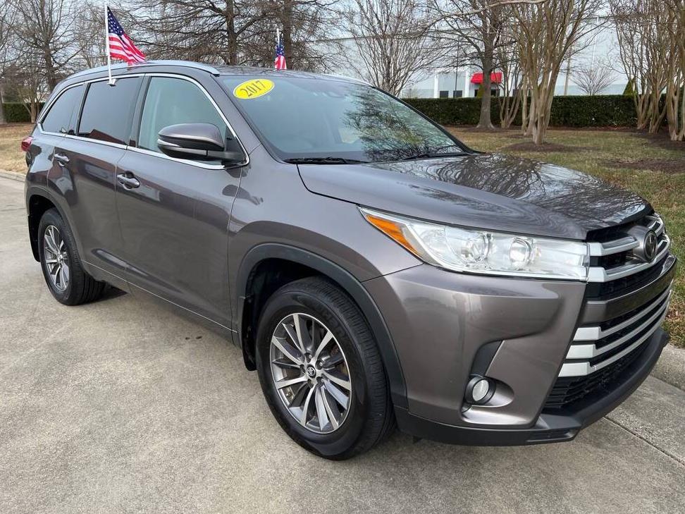 TOYOTA HIGHLANDER 2017 5TDJZRFH2HS377305 image