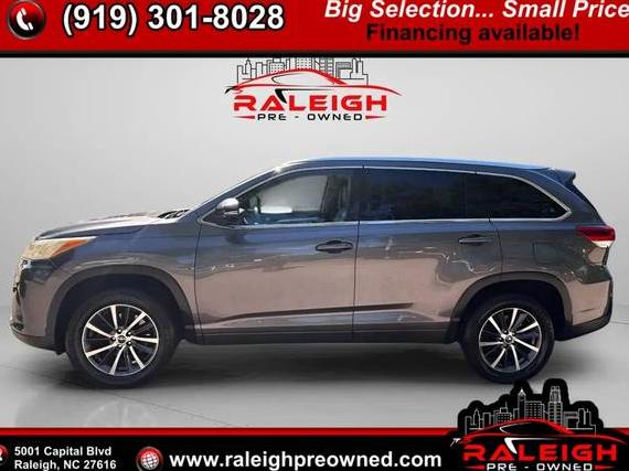 TOYOTA HIGHLANDER 2017 5TDKZRFH5HS516590 image TOYOTA HIGHLANDER 2017 5TDKZRFH5HS516590 image