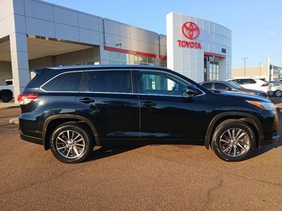 TOYOTA HIGHLANDER 2017 5TDJZRFH3HS420498 image TOYOTA HIGHLANDER 2017 5TDJZRFH3HS420498 image