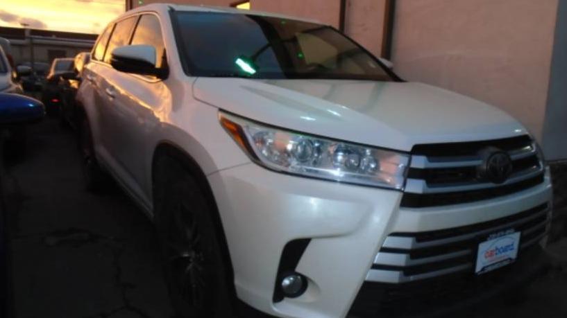 TOYOTA HIGHLANDER 2017 5TDBZRFH1HS427972 image