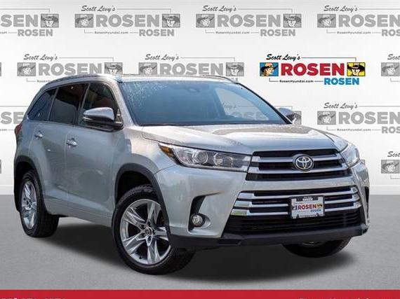 TOYOTA HIGHLANDER 2017 5TDDZRFH3HS363698 image