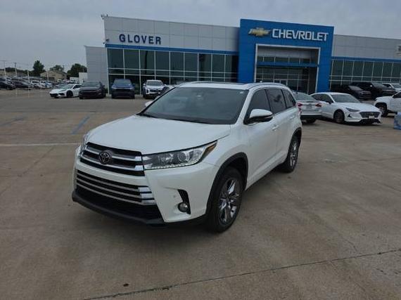 TOYOTA HIGHLANDER 2017 5TDYZRFH3HS189987 image