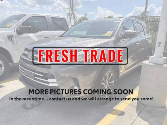TOYOTA HIGHLANDER 2017 5TDKZRFH7HS195751 image