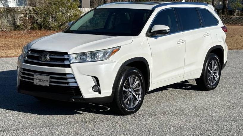 TOYOTA HIGHLANDER 2017 5TDKZRFH8HS213903 image