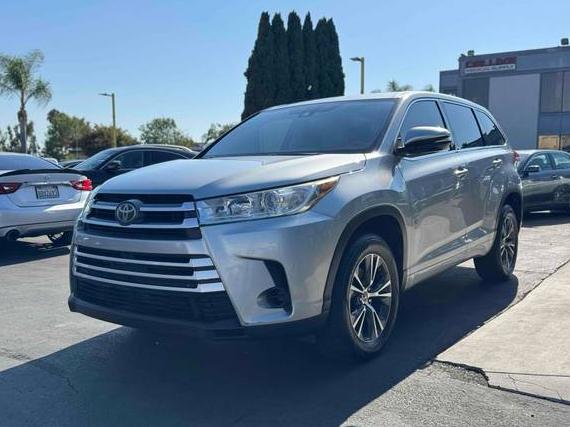TOYOTA HIGHLANDER 2017 5TDZARFH4HS026499 image TOYOTA HIGHLANDER 2017 5TDZARFH4HS026499 image