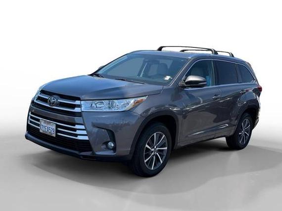 TOYOTA HIGHLANDER 2017 5TDKZRFH7HS511472 image
