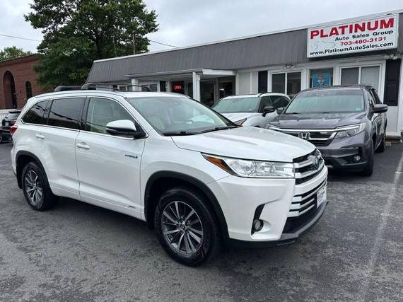 TOYOTA HIGHLANDER 2017 5TDJGRFH7HS029621 image