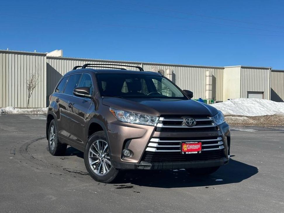 TOYOTA HIGHLANDER 2017 5TDJZRFH8HS471978 image