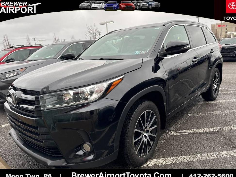 TOYOTA HIGHLANDER 2017 5TDJZRFH2HS463259 image