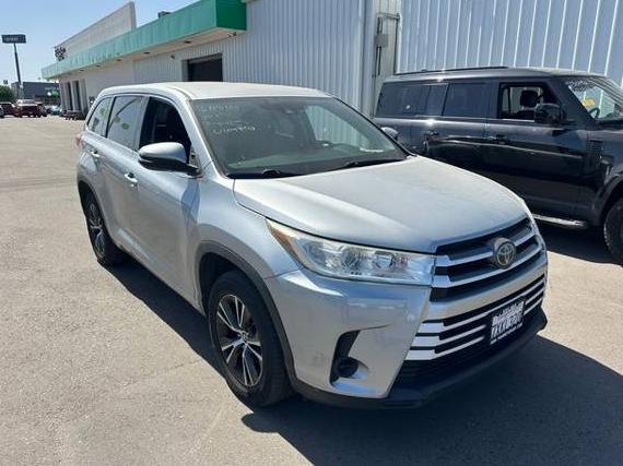 TOYOTA HIGHLANDER 2017 5TDZARFH2HS027585 image