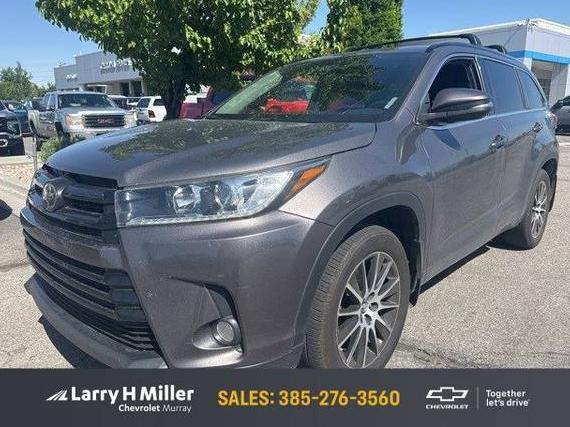 TOYOTA HIGHLANDER 2017 5TDJZRFH9HS365085 image