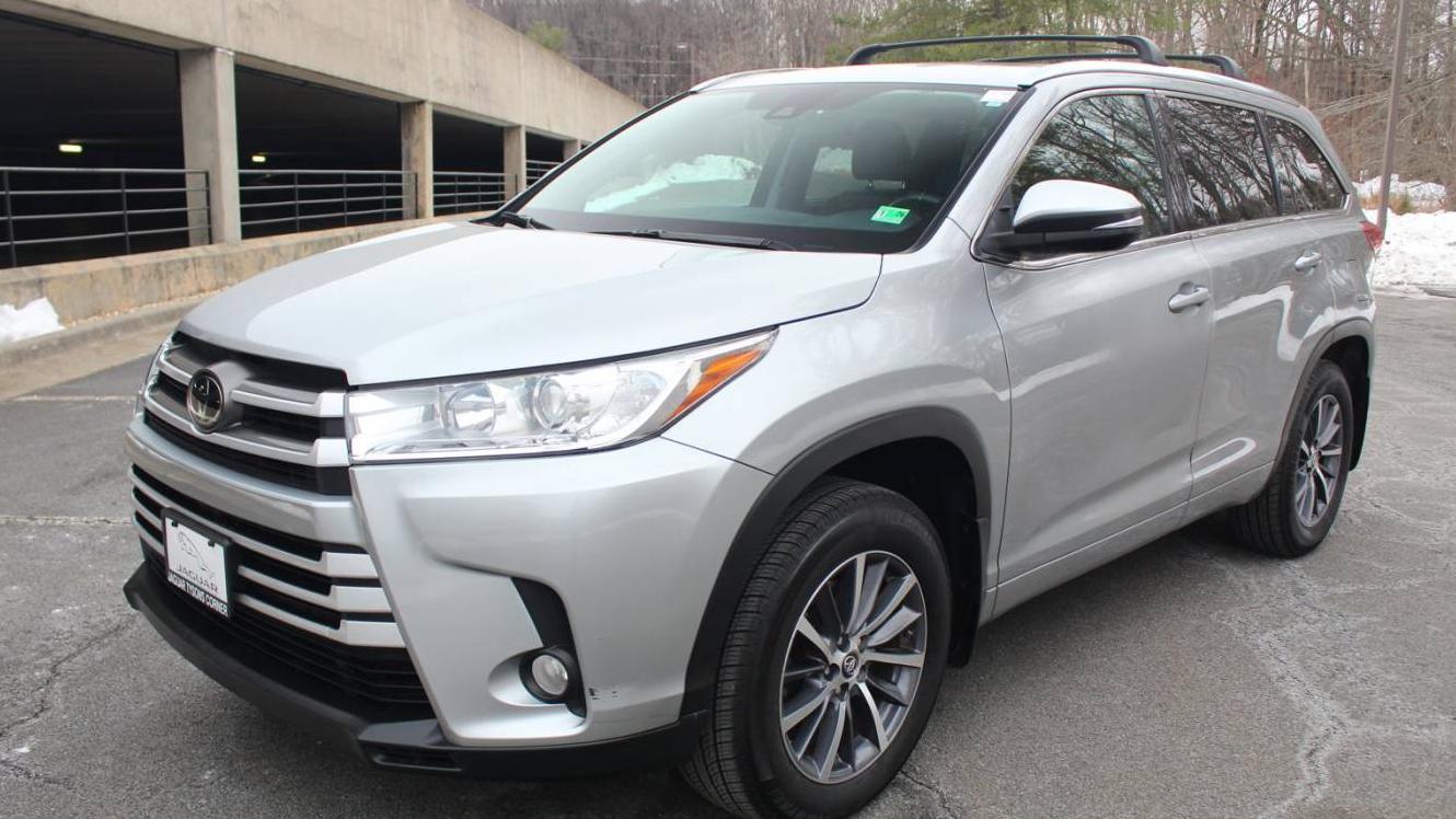 TOYOTA HIGHLANDER 2017 5TDJZRFH9HS391542 image